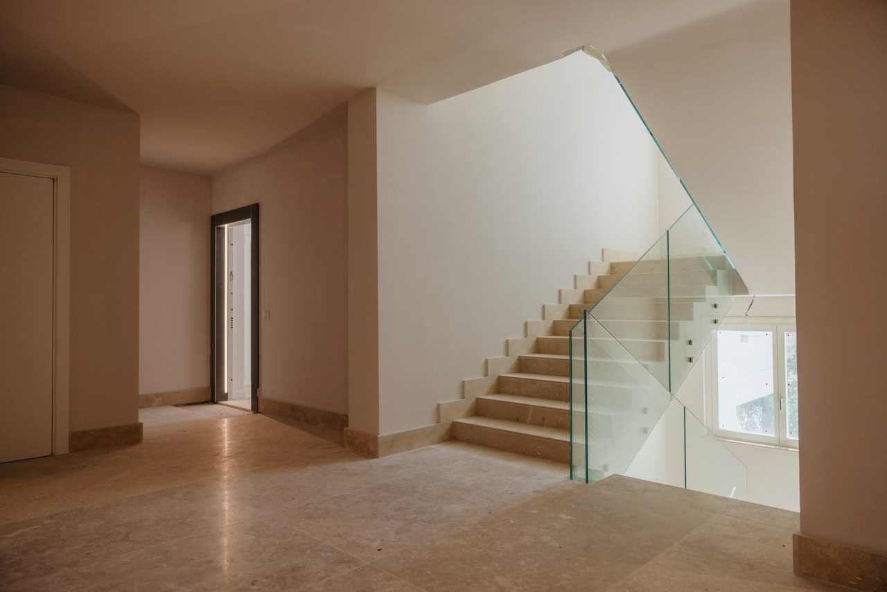 RESOLGLASS: TRA FOTOVOLTAICO, MOBILITÀ ELETTRICA E NUOVE SOLUZIONI IN VETRO STRUTTURALE, A ROMA NASCE PARCO NEWTON
